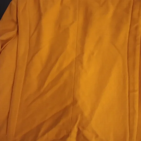 NWT Plymouth Mustard Yellow Womens Blazer Jacket Pure Wool Looks S Officwear - Picture 4 of 9